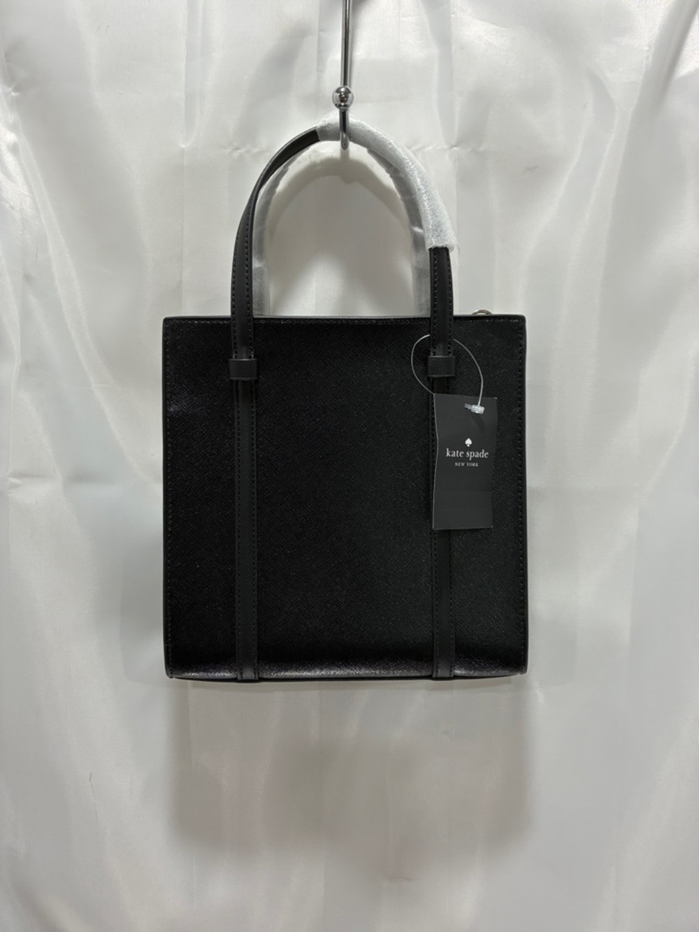 Kate Spade Black Structured Tote Handbag - Classic Everyday Carry NWT - Picture 4 of 10